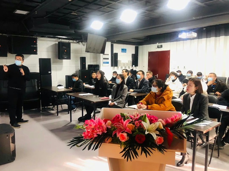 北京蜜桃在线观看网站电子技术有限公司举行企业新型学徒制开班仪式暨开班课